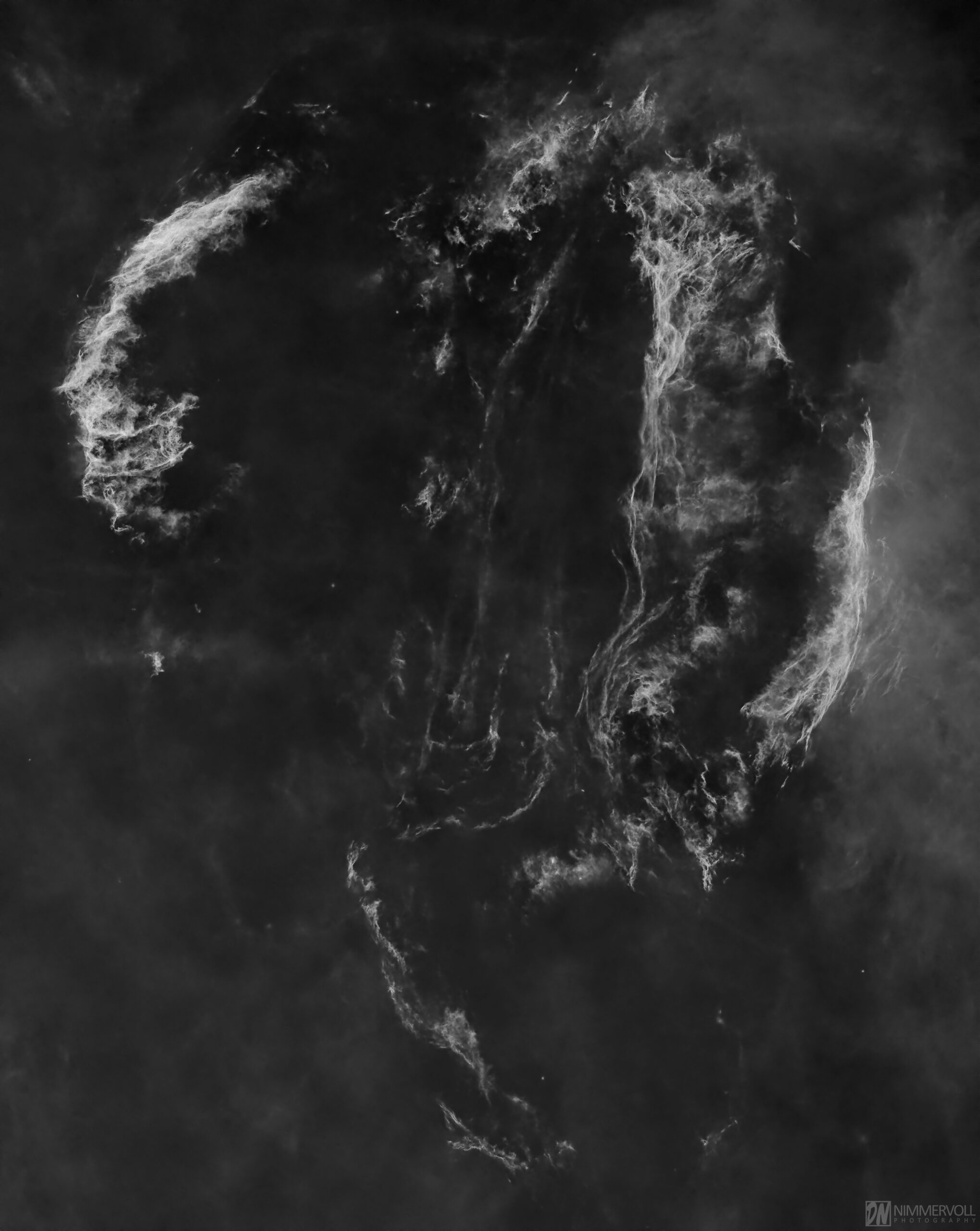 Cirrusnebel Luminanz - Sterne entfernt