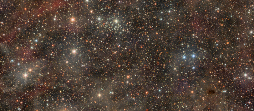 NGC 957