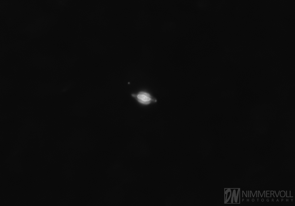 NGC 7009 – ionisierte Helium II Linie – Sterne wurden entfernt
